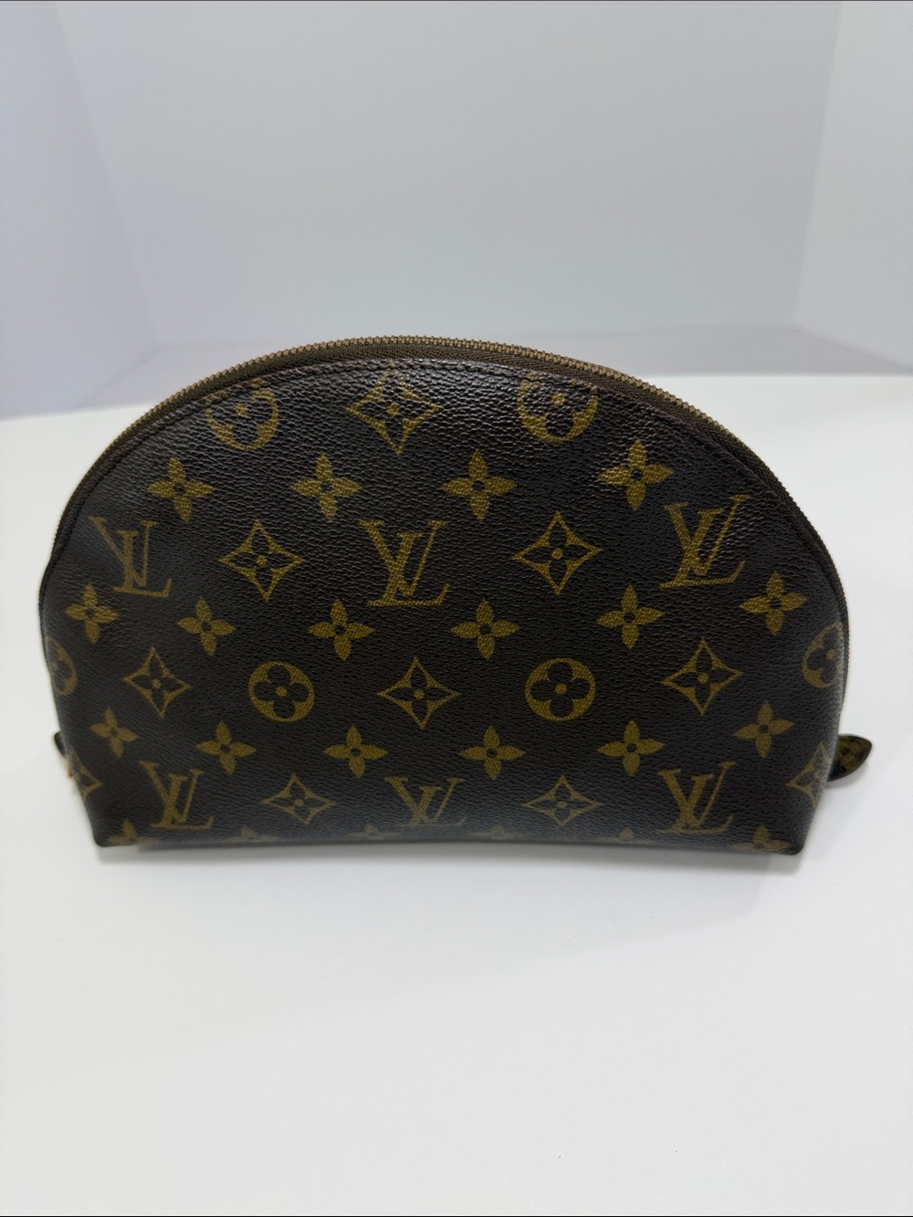 Louis Vuitton Monogram Trousse Demi Ronde Cosmetic Pouch M47520